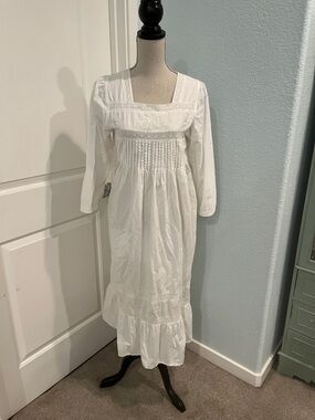 White Long Sleeve Cotton Peasant Cottage Core Night Gown/Dress
